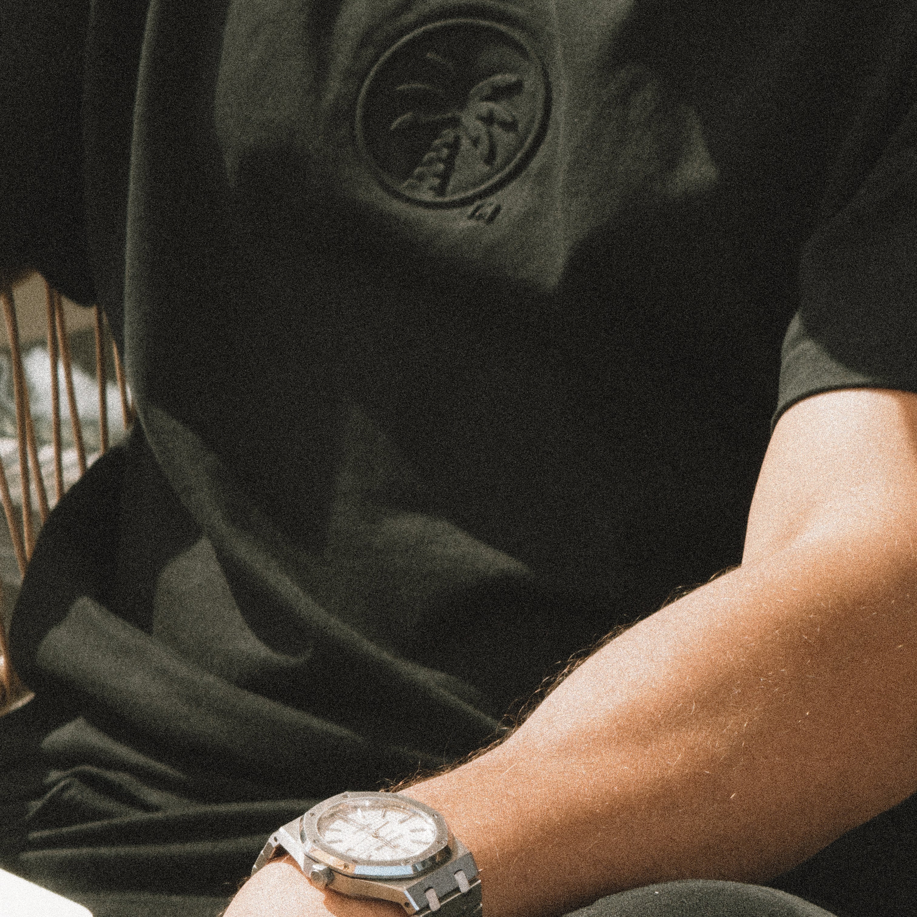 OASISCLUB™ STAMP T-SHIRT